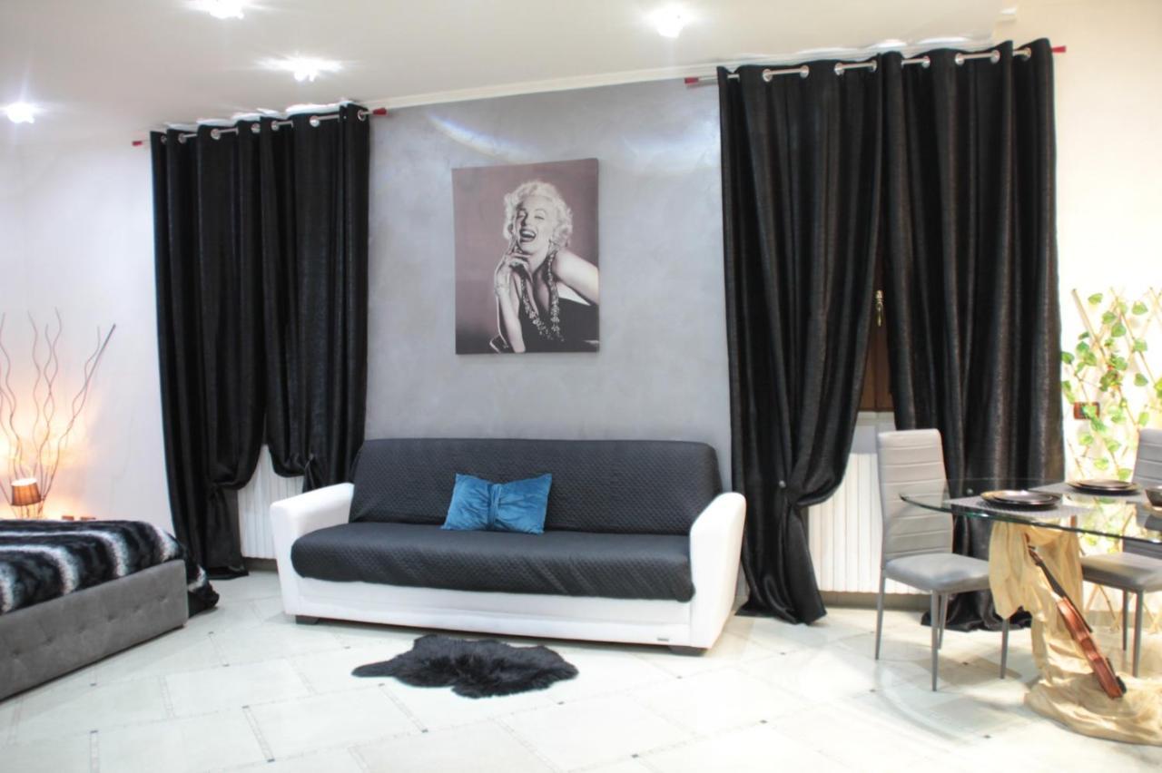 Suite Petroni Bari Buitenkant foto